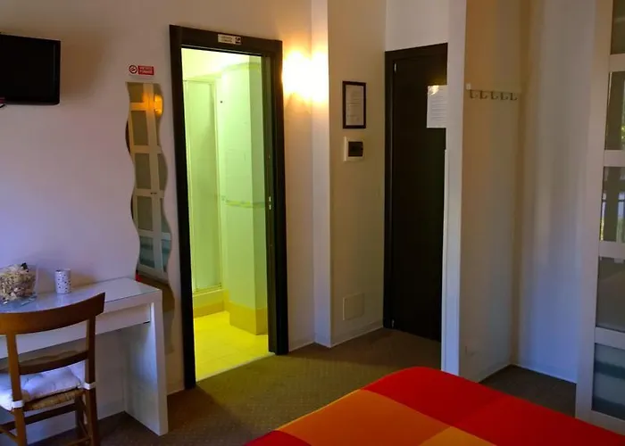 Almi Bed and breakfast 4*